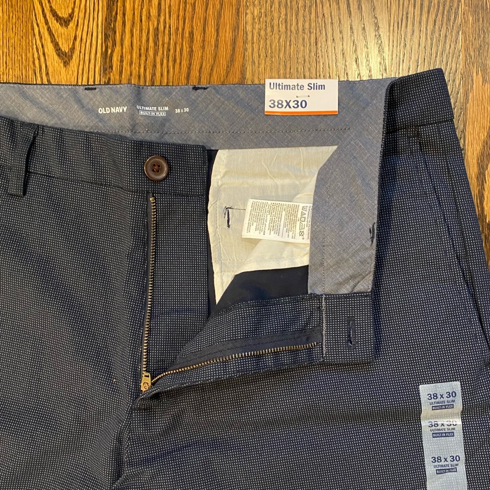 NWT, Old Navy, Ultimate Chino, 38x30
